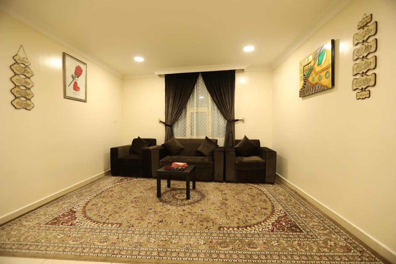 العييري للوحات المفروشة الدمام3 Apartment Exterior photo